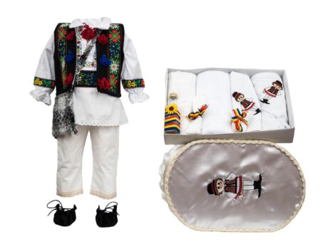 set-botez-traditional-ion-trei-piese-ieftin-scaled-1.jpg